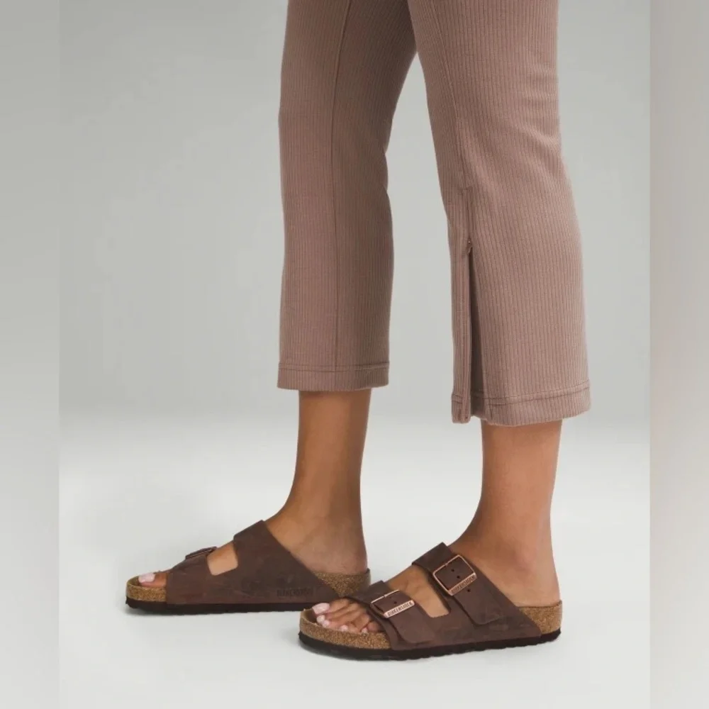 NWT Lululemon Ribbed Softstreme Zip-Leg High-Rise Cropped Pant 25" Taupetastic - Picture 10 of 14